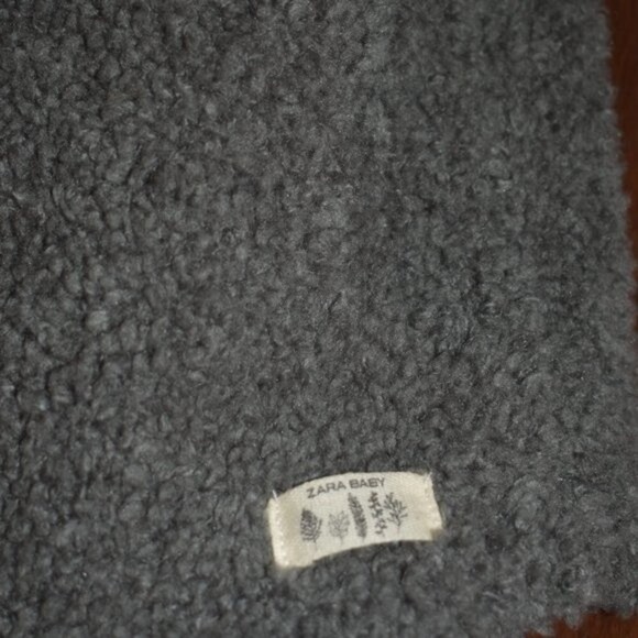 Zara Baby Vest  2-3 Years Gray Fluffy - Picture 6 of 11